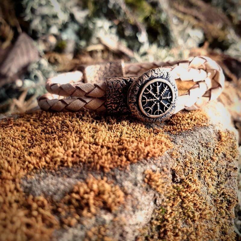 vkngjewelry Bracelet Helm of Awe Clasp Leather Bracelet Bronze