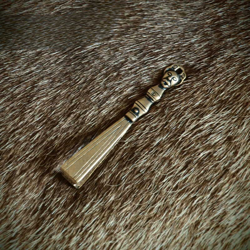 vkngjewelry Pendant Scandinavian Tweezer Pendant