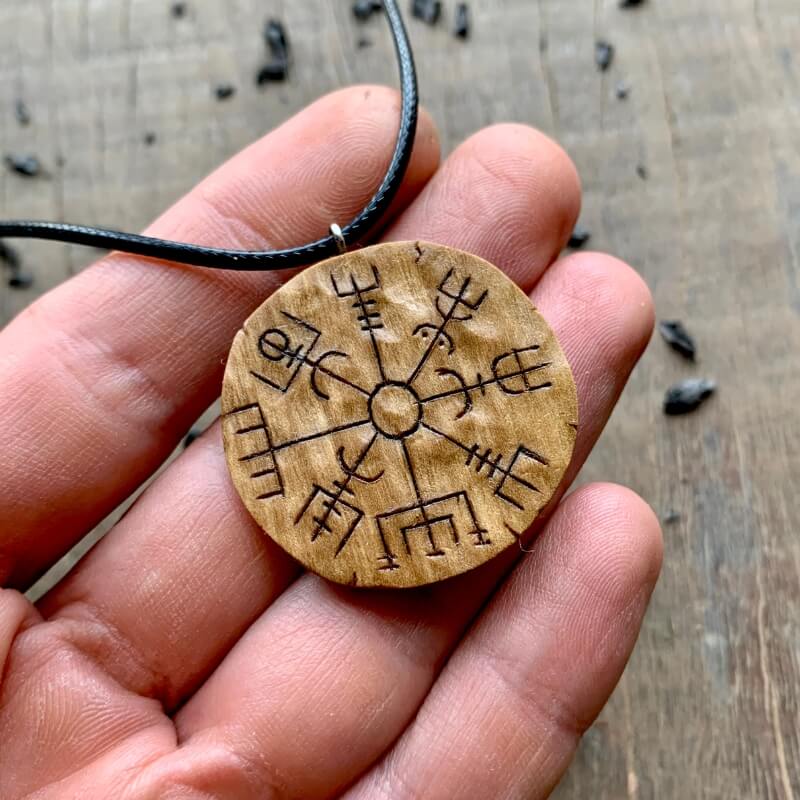 vkngjewelry Pendant Unique Wood Walnut Vegvisir Pendant