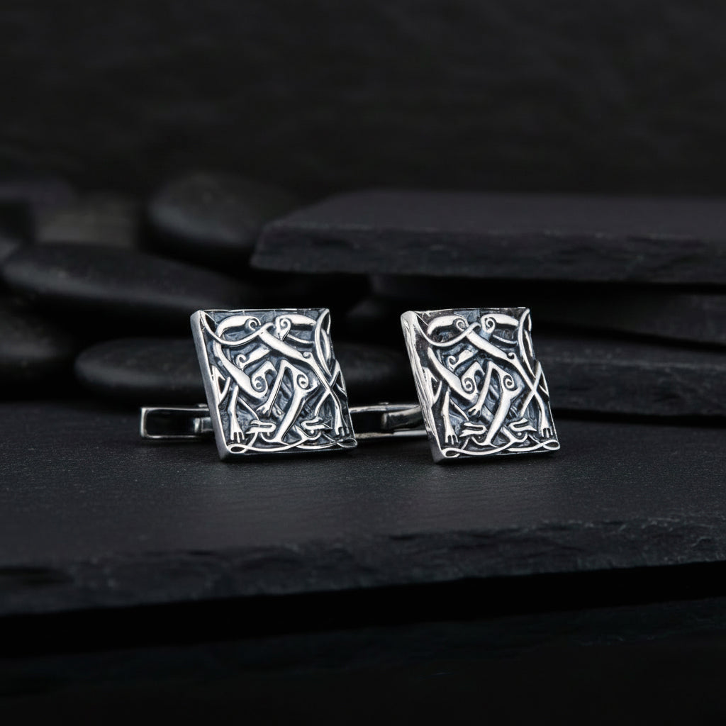 Gemelos únicos de plata de ley con adorno nórdico cuadrado v2