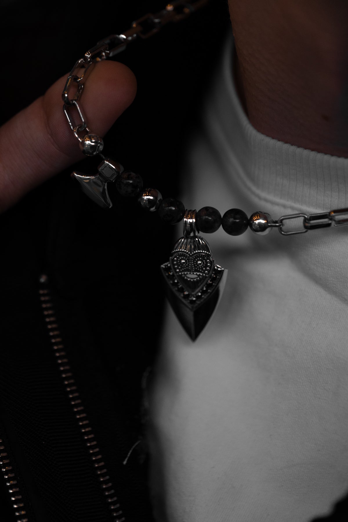 vkngjewelry Pendant Handcrafted Aska Face Silver Pendant with Thor’s Hammer & Gungnir