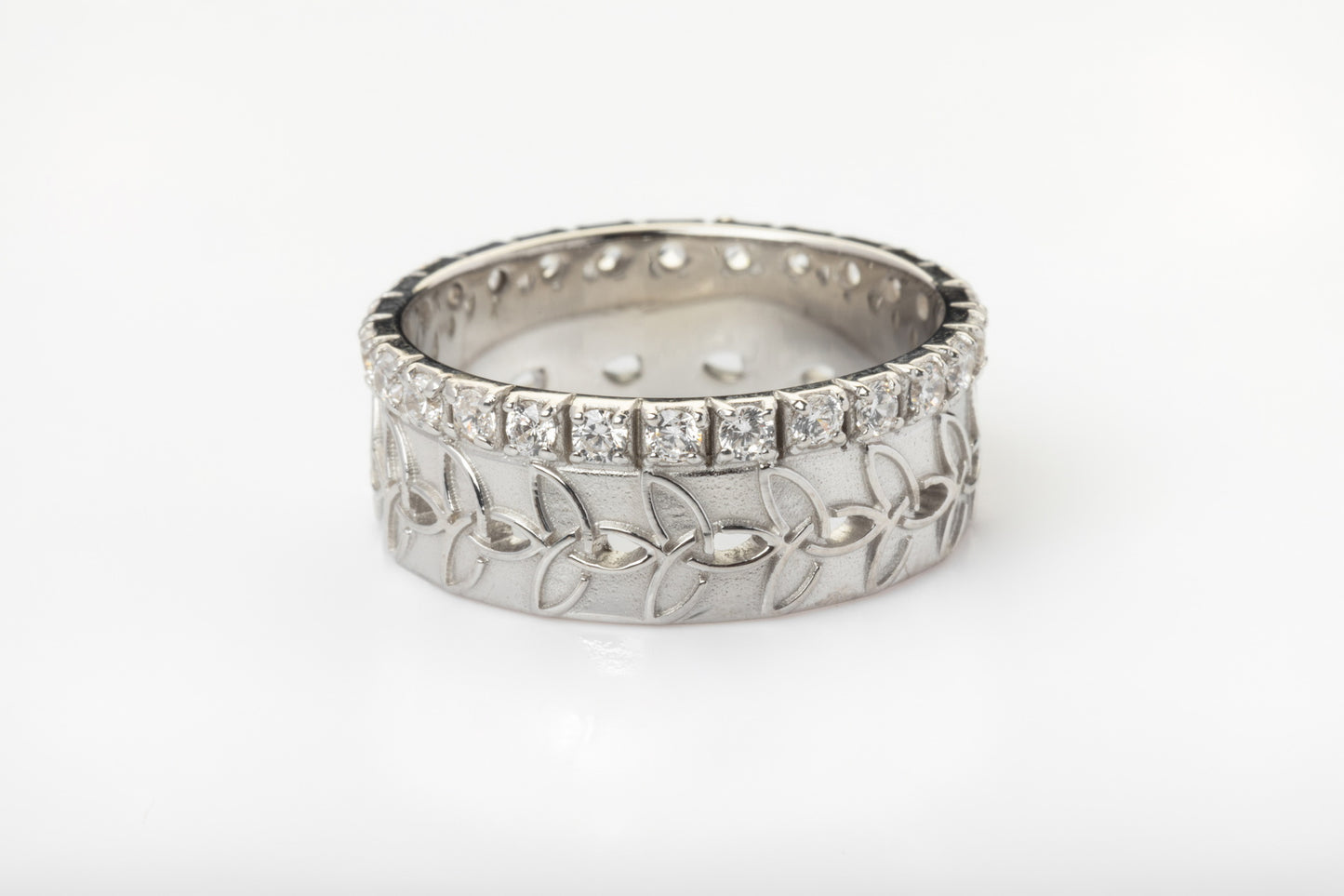 vkngjewelry Ring Braided Gold Wedding Ring with Diamonds, Handcrafted Norse Jewelry