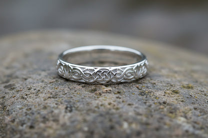 vkngjewelry Ring Celtic Knot Gold Band, Handcrafted Norse Wedding Jewelry