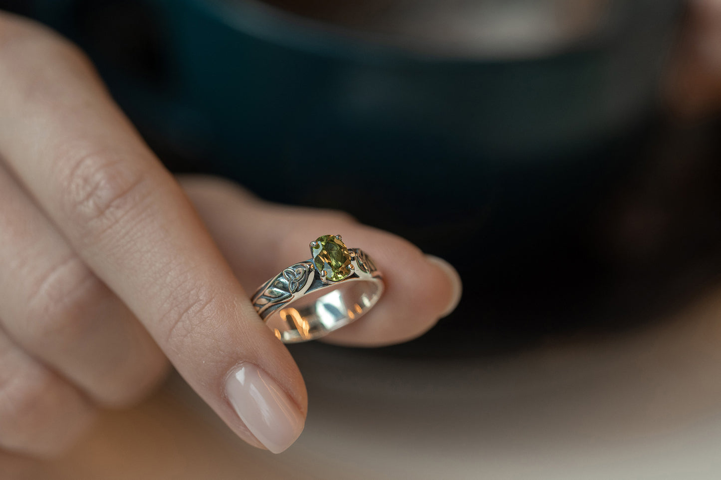 vkngjewelry Rings Celtic Knot Wedding Ring with Peridot