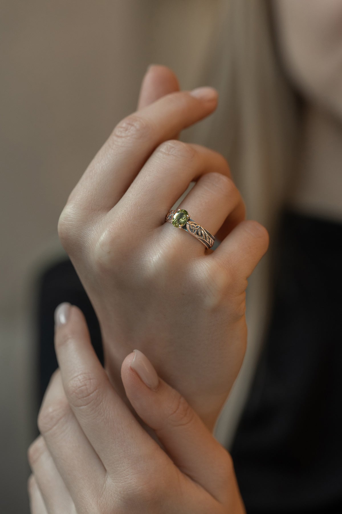 vkngjewelry Rings Celtic Knot Wedding Ring with Peridot