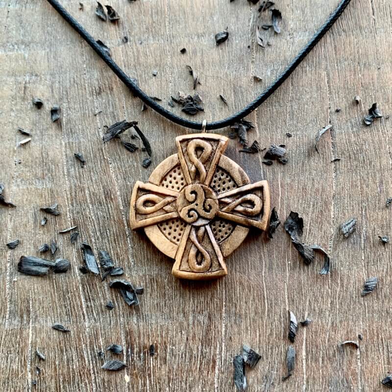 vkngjewelry Pendant Unique Walnut Wood Celtic Knots Cross Triskelion Pendant Style 2