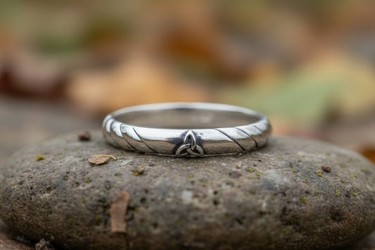 vkngjewelry Rings Celtic Trinity Knot Silver Band, Norse Wedding Ring