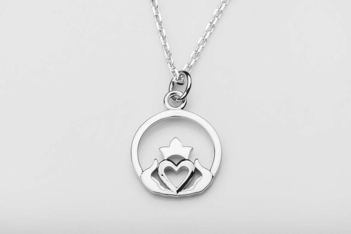 vkngjewelry Pendant Claddagh Celtic Pendant - Symbol of Love, Loyalty & Friendship