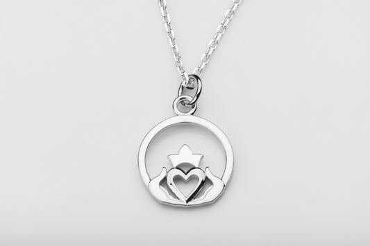 vkngjewelry Pendant Claddagh Celtic Pendant - Symbol of Love, Loyalty & Friendship