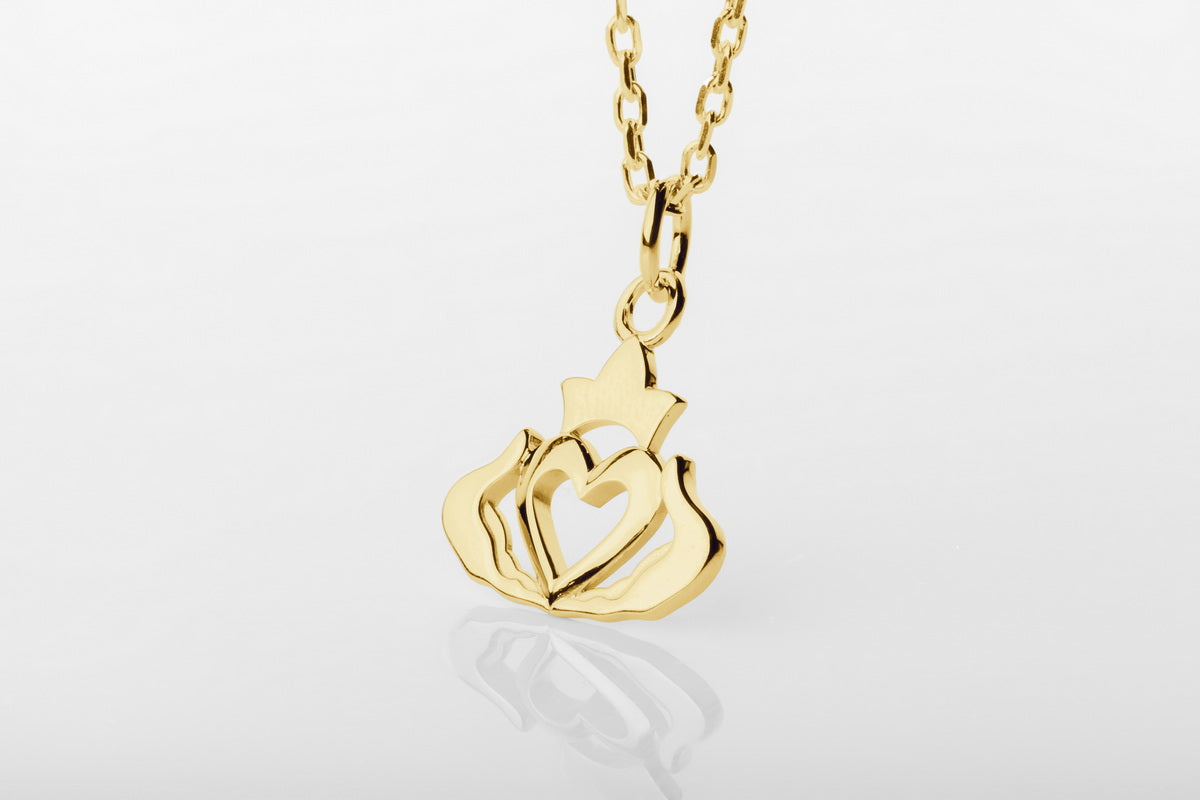 vkngjewelry Pendant Claddagh Celtic Pendant - Symbol of Love, Loyalty & Friendship V2