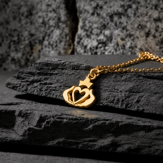 vkngjewelry Pendant Claddagh Celtic Pendant - Symbol of Love, Loyalty & Friendship V2