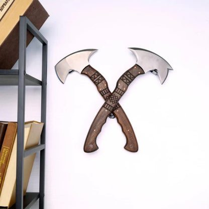 vkngjewelry hache Forged Tomahawk "Skaldrun" With Tribal Engraving