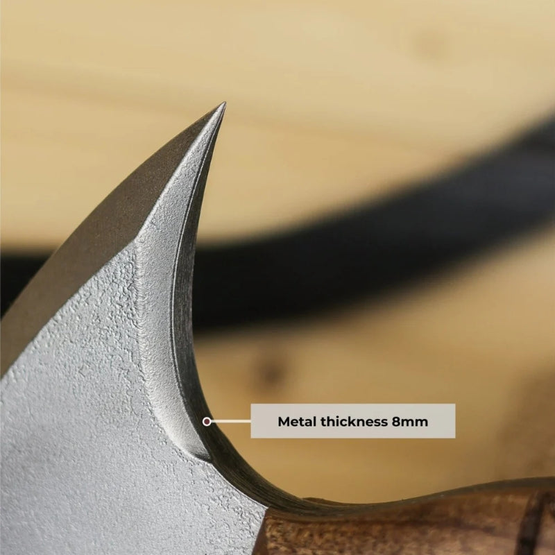 vkngjewelry hache Forged Tomahawk "Skaldrun" With Tribal Engraving