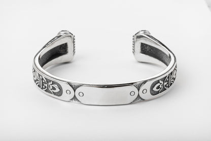 vkngjewelry Arm Ring Gaze of the Ancestors Arm Ring