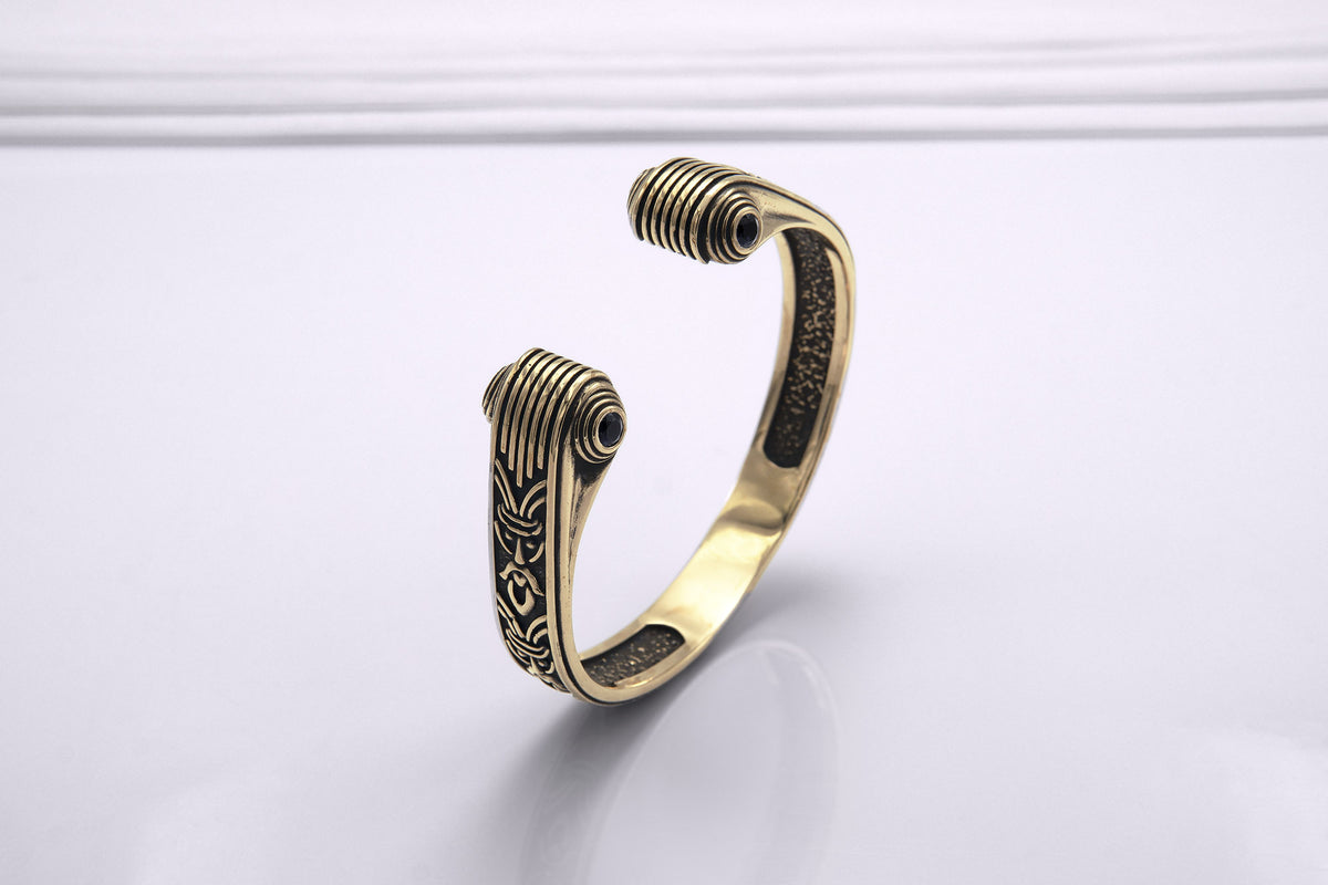 vkngjewelry Arm Ring Gaze of the Ancestors Arm Ring