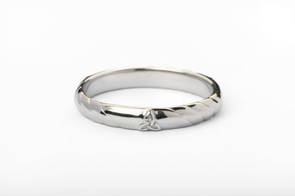 vkngjewelry Ring Gold Celtic Trinity Knot Ring, Twisted Band Viking Jewelry