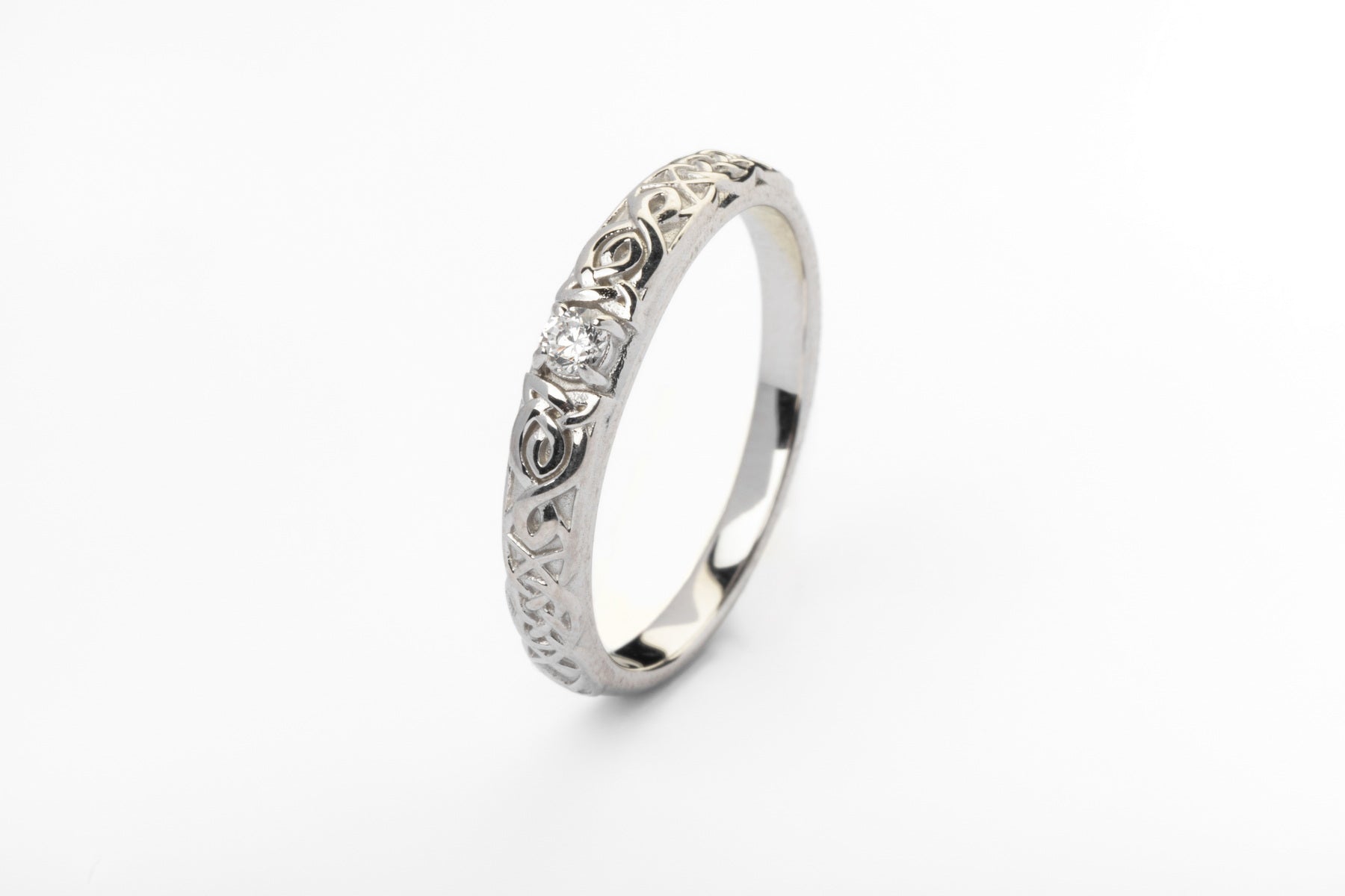 vkngjewelry Ring Gold Celtic Wedding Ring with Diamond, Handmade Viking Ring