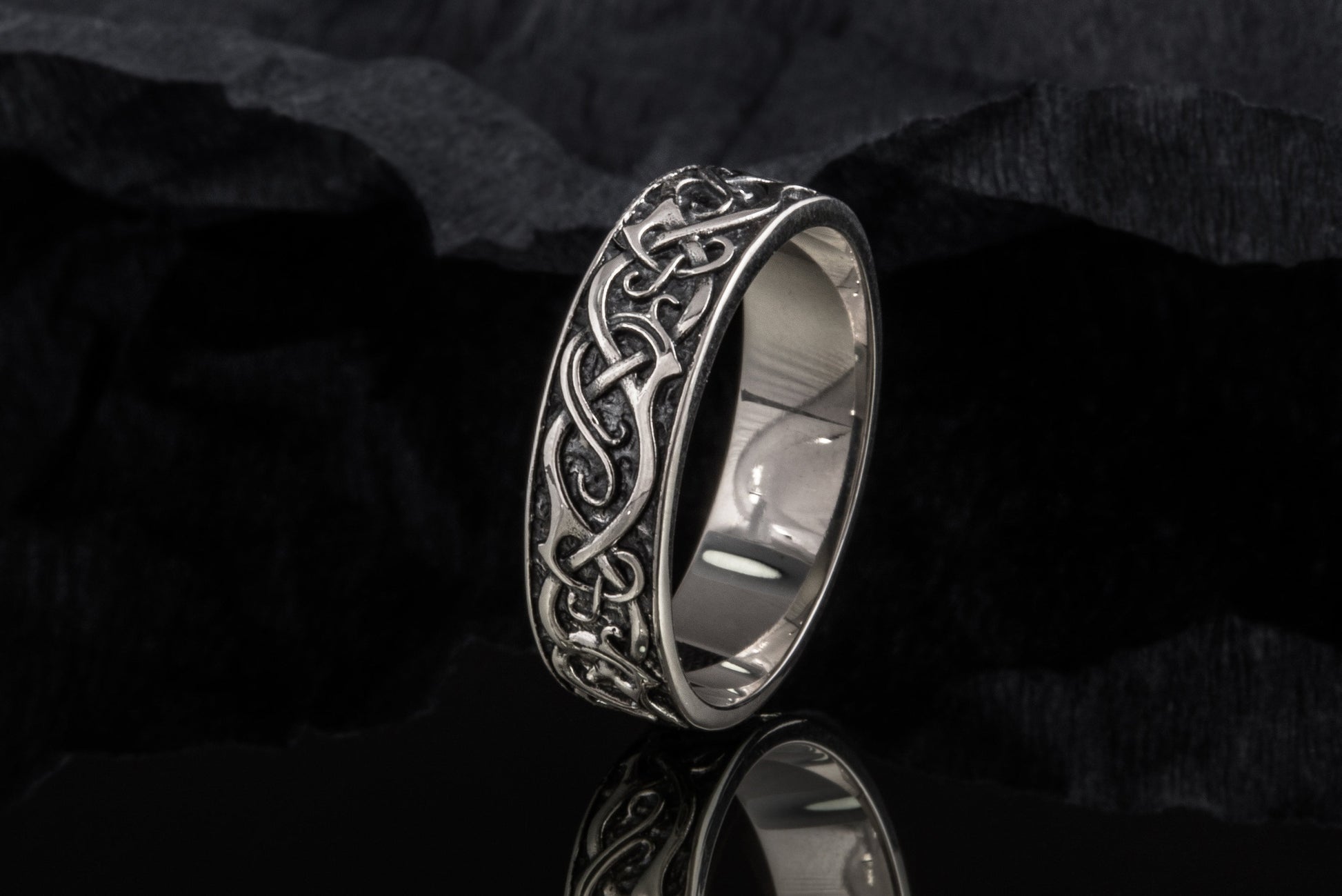 vkngjewelry Ring Handcrafted JÖRMUNGANDR Ornament Ring Gold