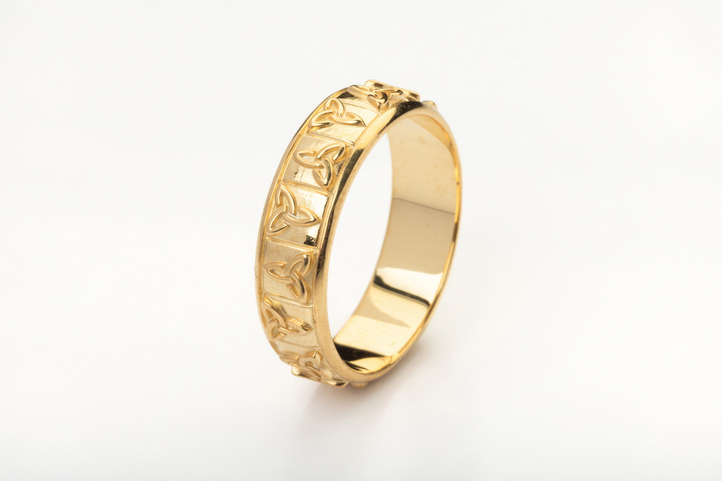 vkngjewelry Ring Gold Triquetra Band, Handcrafted Norse Mythology Jewelry