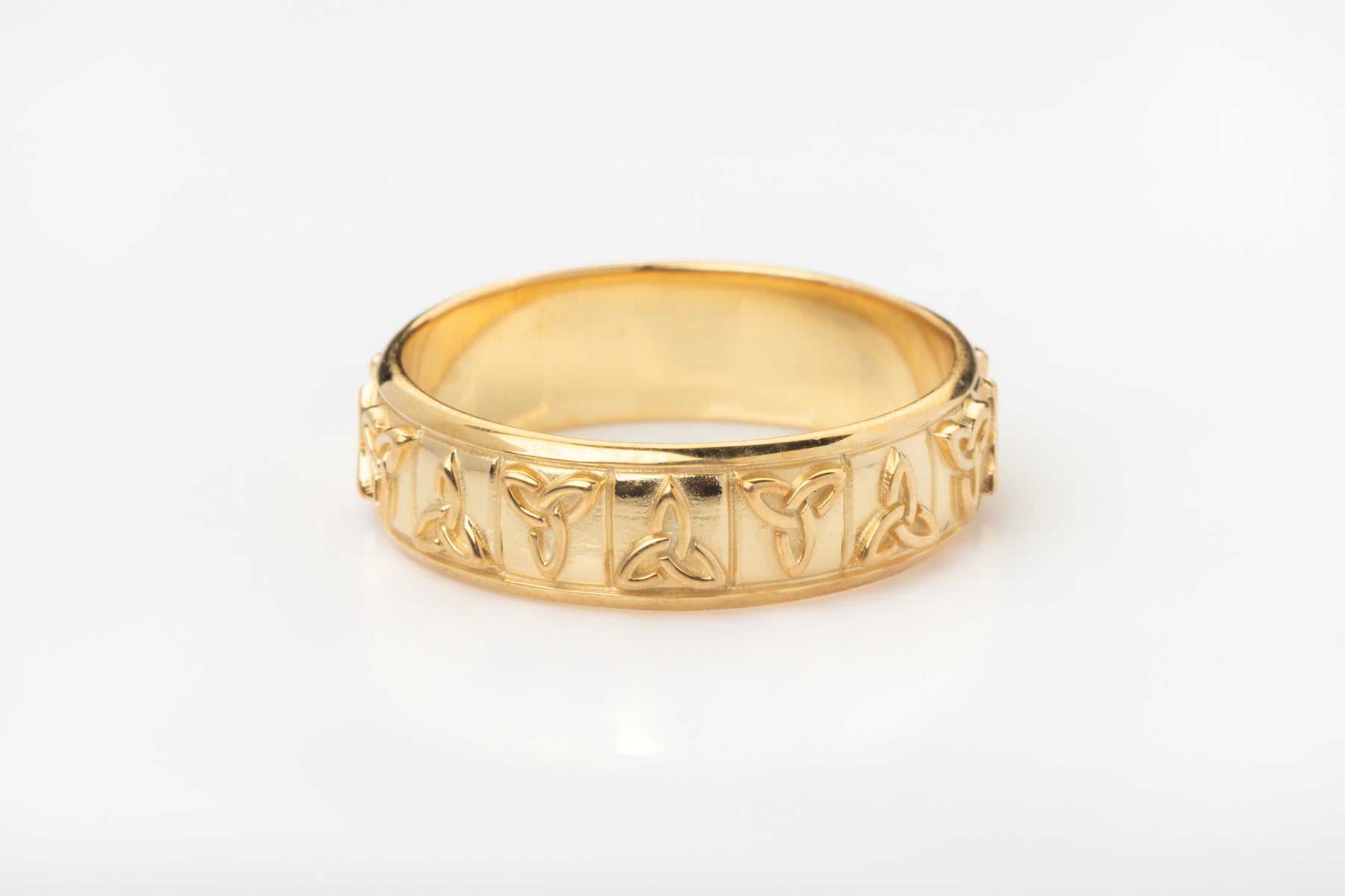 vkngjewelry Ring Gold Triquetra Band, Handcrafted Norse Mythology Jewelry