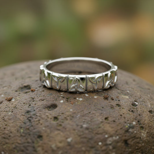 vkngjewelry Ring Gold Triquetra Wedding Ring, Handmade Viking Jewelry