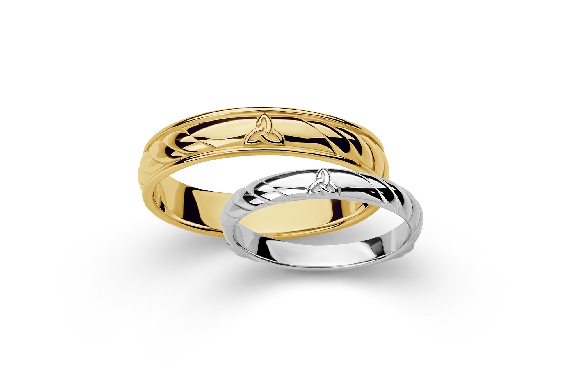 vkngjewelry Ring Golden Celtic Triquetra Ring, Twisted Band Norse Wedding Jewelry
