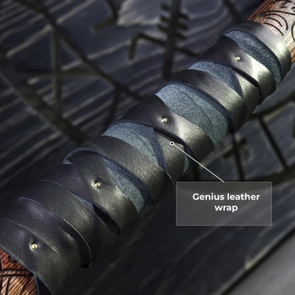 vkngjewelry hache Hand-forged Ragnarok Kratos Axe With Carved Handle And Luminescent Runes Hand-forged