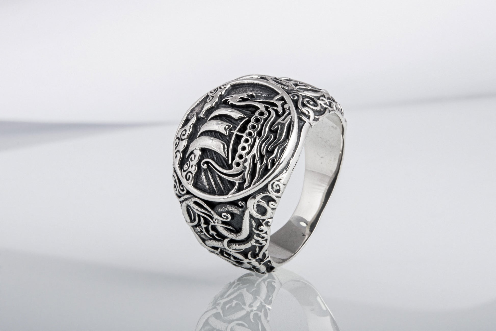 vkngjewelry Ring Handcrafted Drakkar Urnes Style Sterling Silver