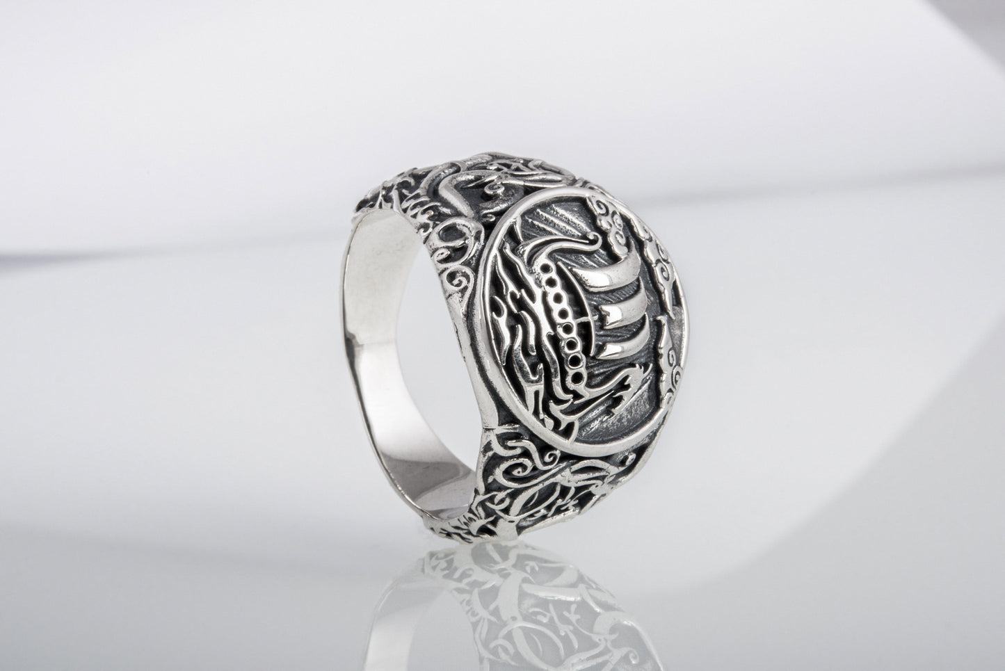 vkngjewelry Ring Handcrafted Drakkar Urnes Style Sterling Silver