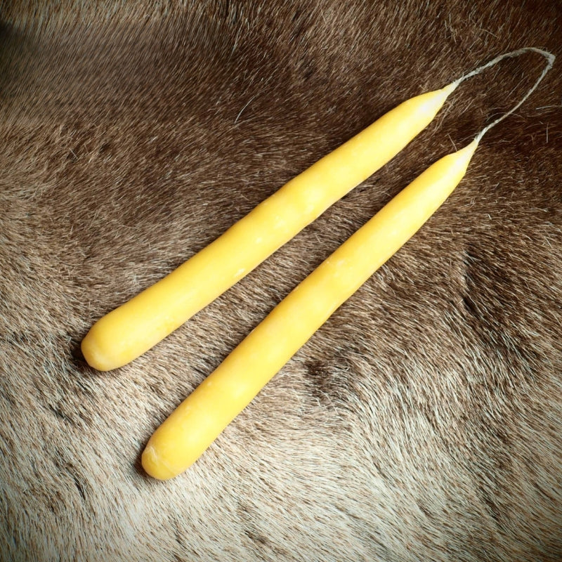 vkngjewelry cire Handcrafted Historical Beeswax Candles