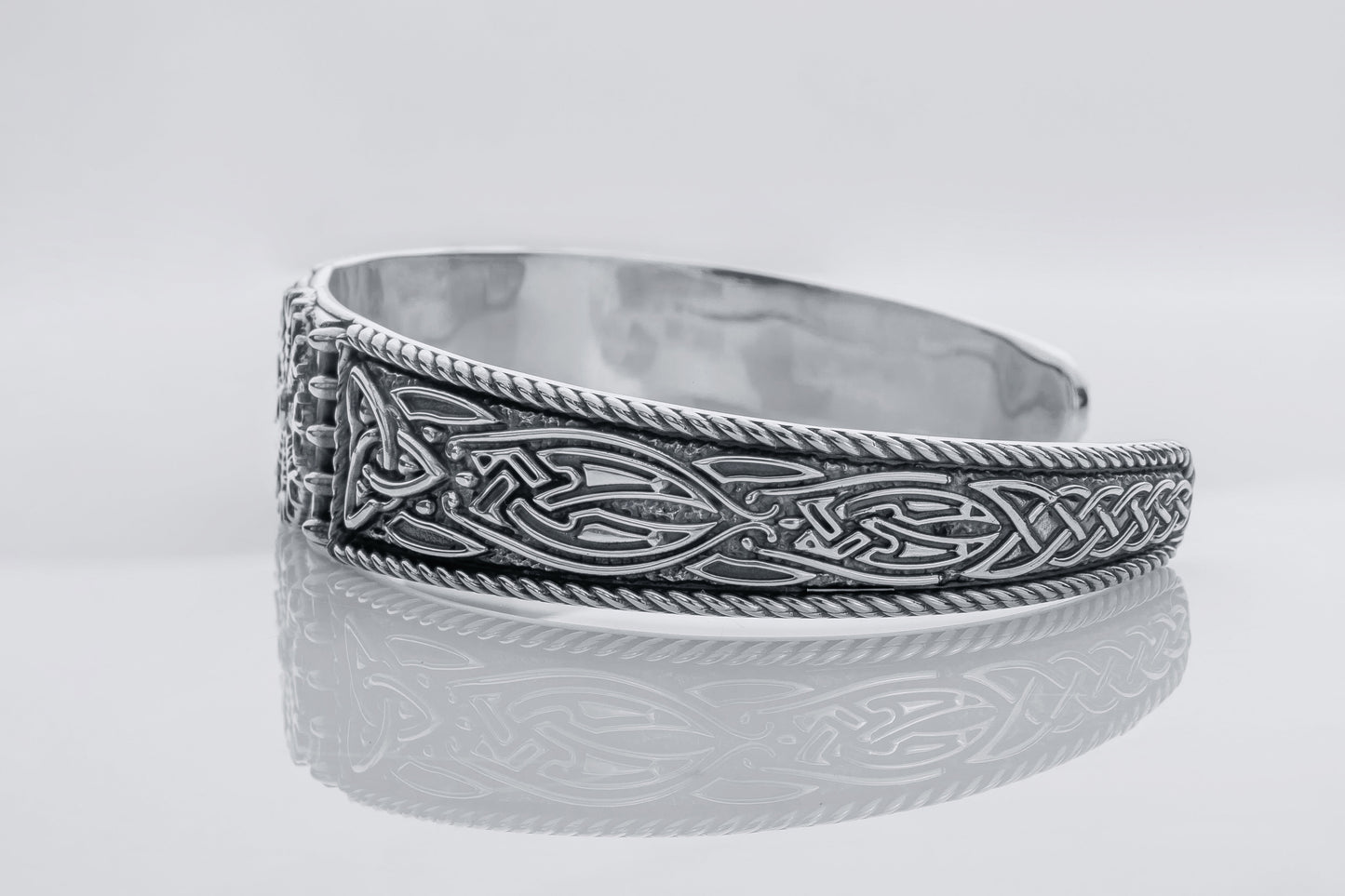 vkngjewelry Bracelet Handcrafted  Helm of Awe and Celtic Ornament Arm Ring