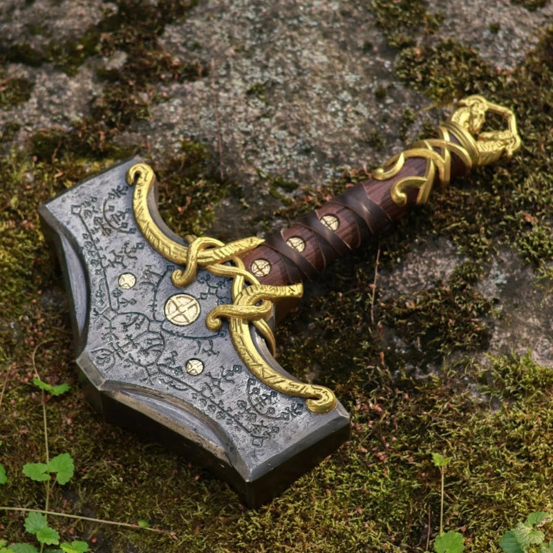 vkngjewelry marteau Hand-Forged  Mjolnir Hammer Steel Version 26.45lb Glow-In-The-Dark Runes