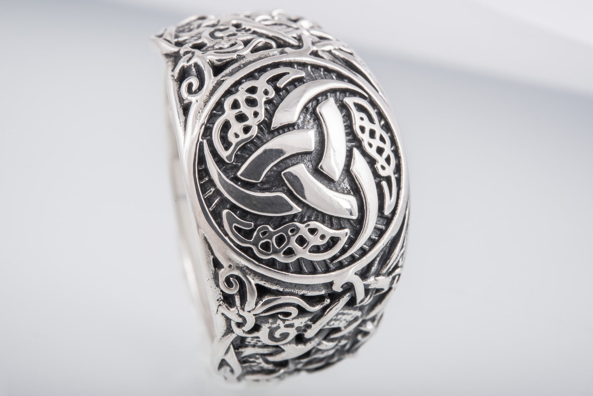 vkngjewelry Ring Handcrafted Odin’s Horns Mammen Style Sterling Silver Ring