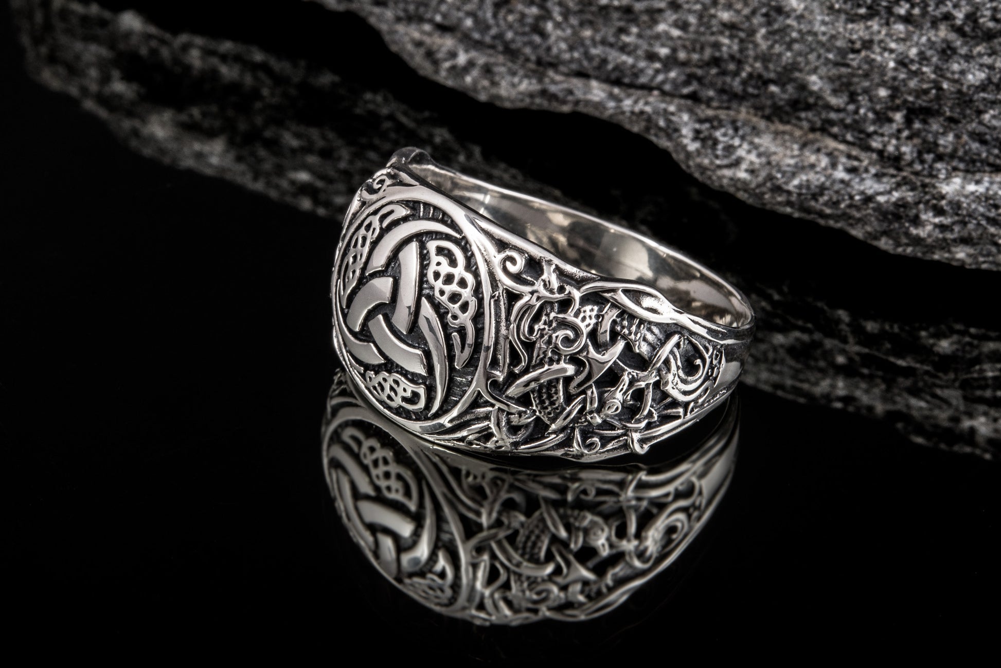 vkngjewelry Ring Handcrafted Odin’s Horns Mammen Style Sterling Silver Ring