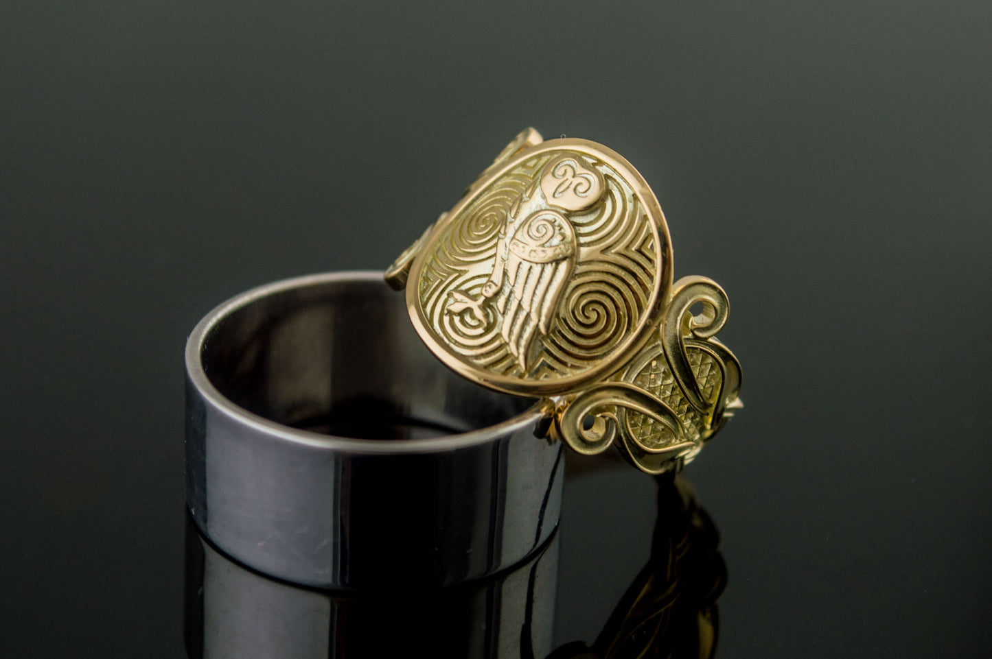 vkngjewelry Ring Handcrafted Owl Symbol with Ornament Gold Ring