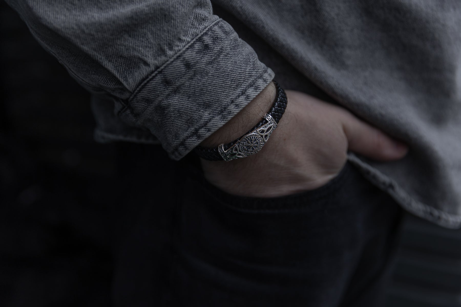 vkngjewelry Arm Ring Path of the North Leather Bracelet