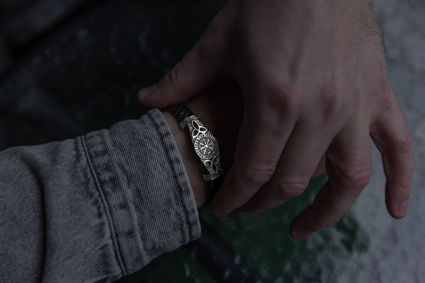 vkngjewelry Arm Ring Path of the North Leather Bracelet
