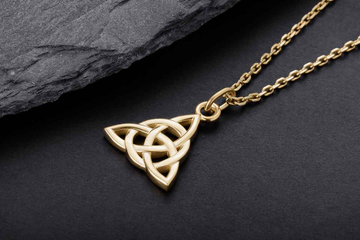 vkngjewelry Pendant Handcrafted Slim Celtic Triquetra Gold Pendant