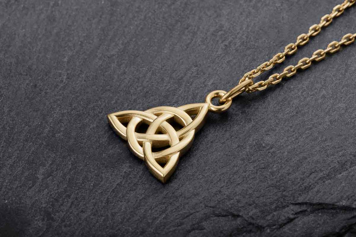 vkngjewelry Pendant Handcrafted Slim Celtic Triquetra Gold Pendant