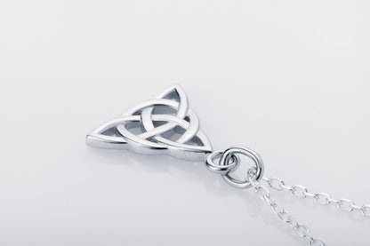 vkngjewelry Pendant Handcrafted Mini Celtic Triquetra Silver Pendant
