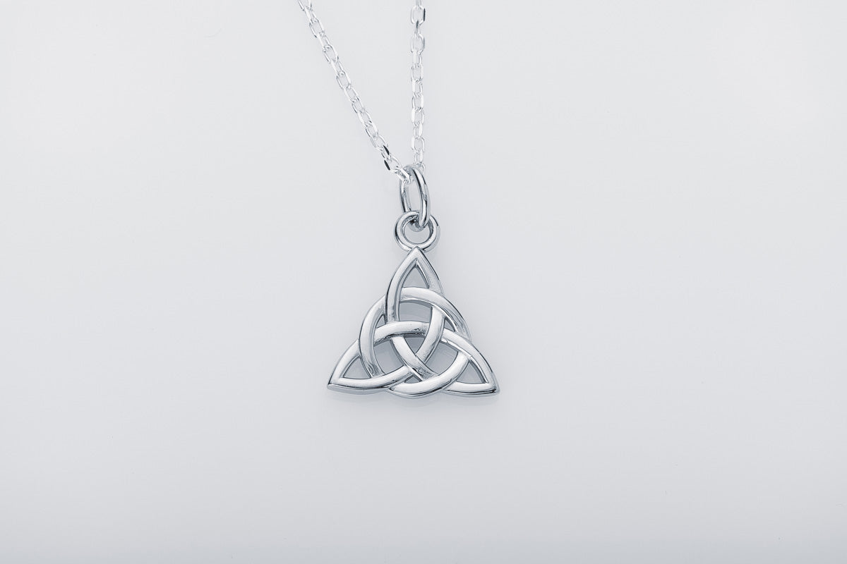vkngjewelry Pendant Handcrafted Mini Celtic Triquetra Silver Pendant