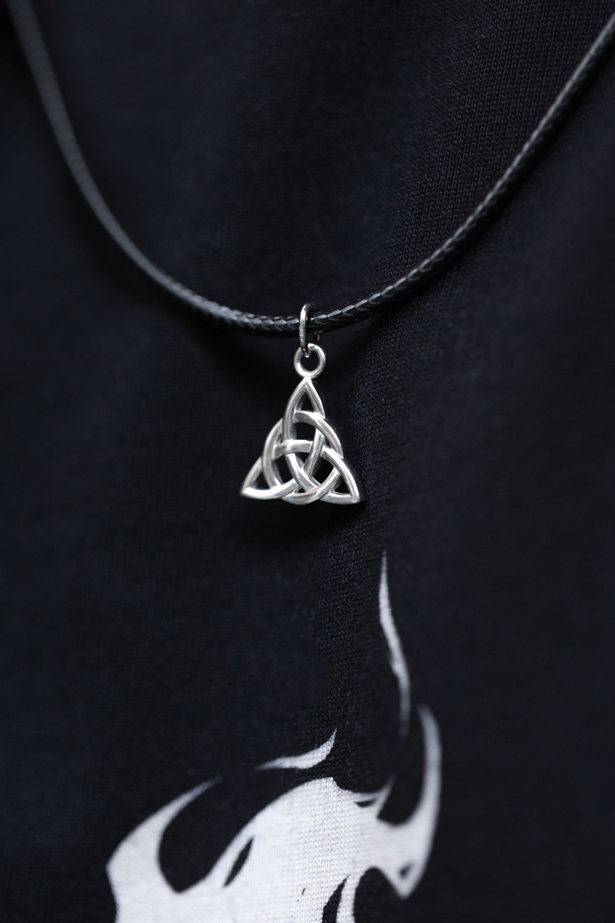 vkngjewelry Pendant Handcrafted Mini Celtic Triquetra Silver Pendant