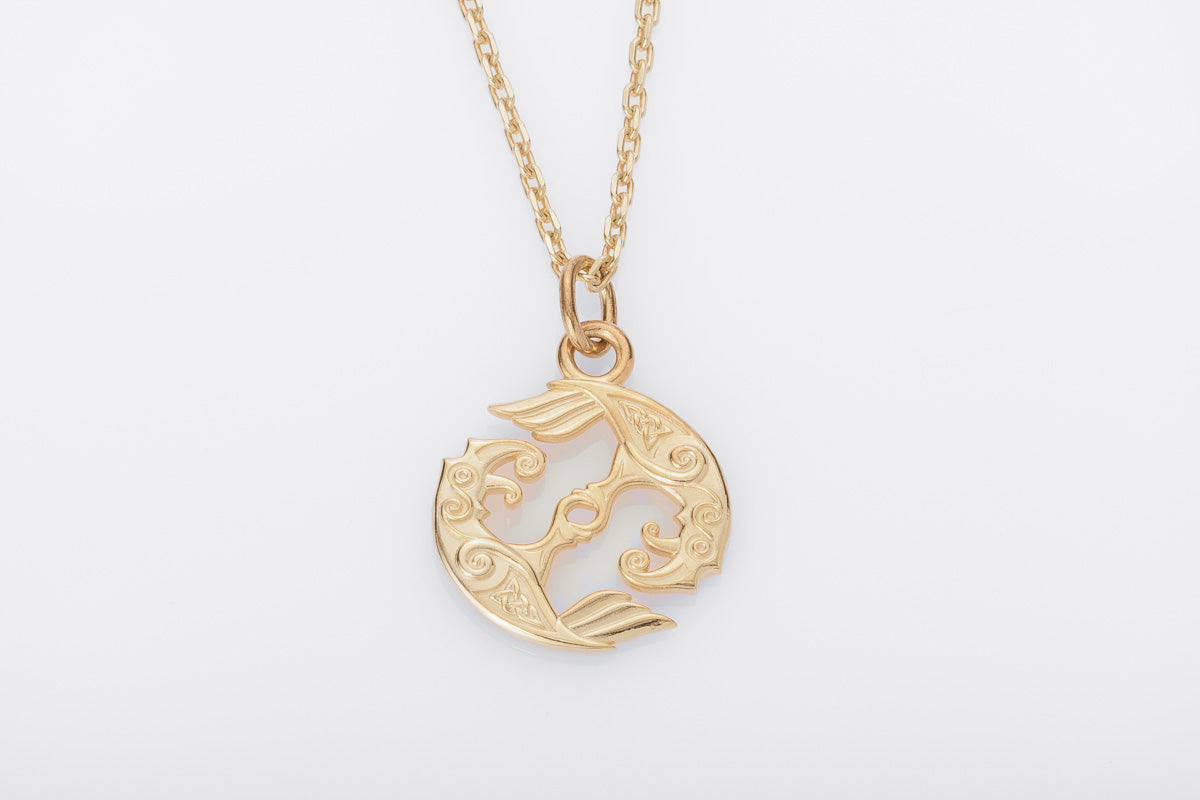 vkngjewelry Pendant Handcrafted Slim Hugin & Munin Gold pendant