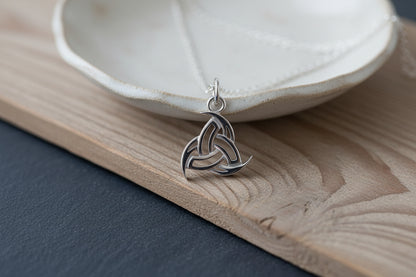 vkngjewelry Pendant Handcrafted Slim Odin's Horns Silver pendant