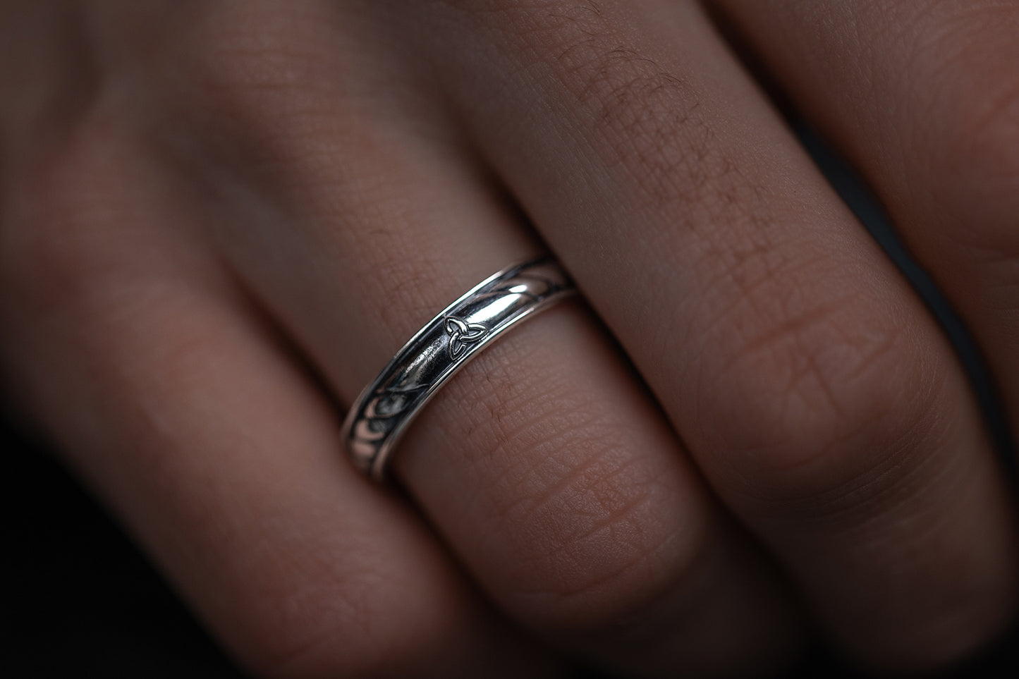 vkngjewelry Rings Sterling Silver Celtic Knot Ring, Classic Wedding Band