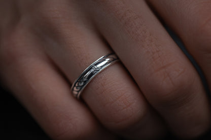 vkngjewelry Rings Sterling Silver Celtic Knot Ring, Classic Wedding Band