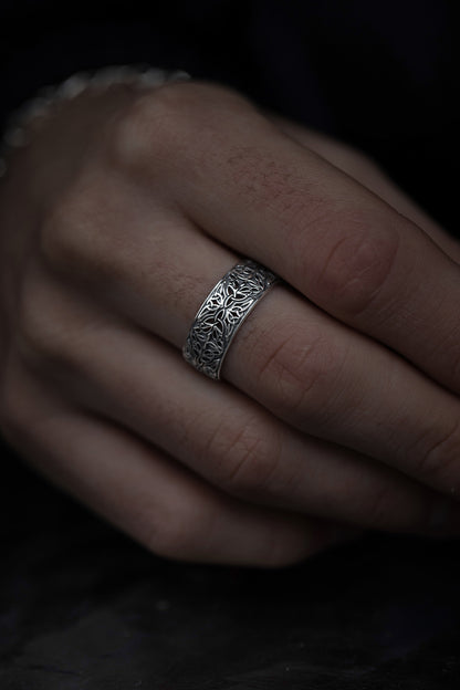 vkngjewelry Rings Sterling Silver Triquetra Wedding Band, Handcrafted Viking Jewelry