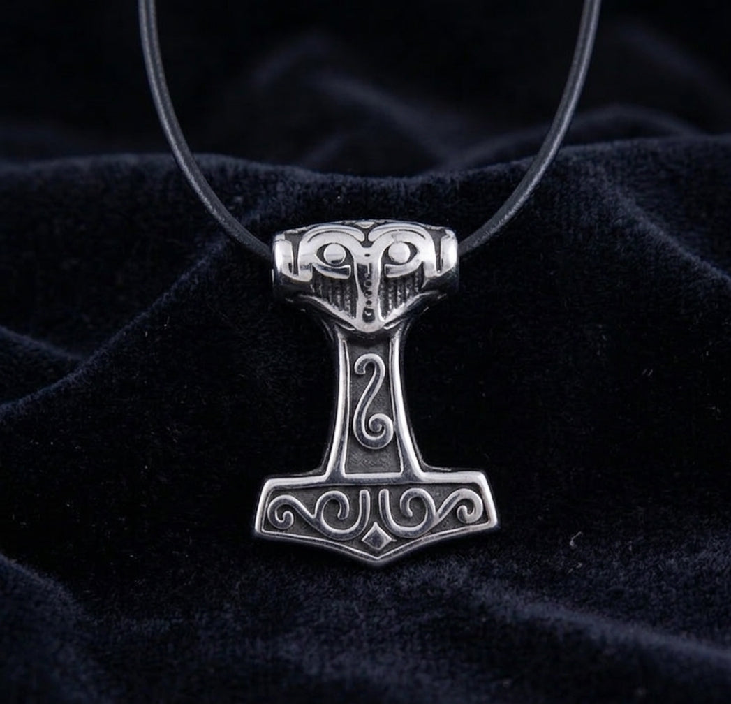 vkngjewelry Pendant Thor's Hammer 316L Little Pendant