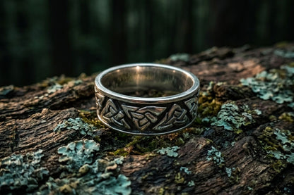 vkngjewelry Ring Triquetra Trinity Knots Wedding Band Oxidized Ring 925 Sterling Silver