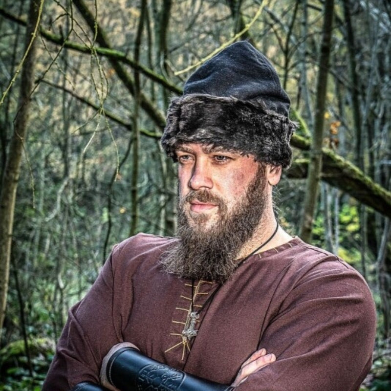 vkngjewelry Apparel & Accessories "Ulf” viking cap - Black With Dark Brown Fur